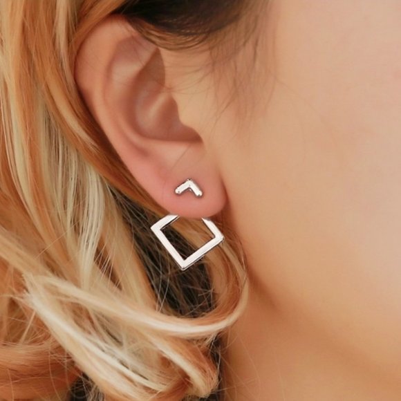 Jewelry - NWOT Silver Geometric Earrings